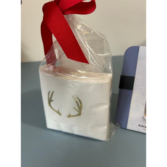 Party Pack: Cups, Napkins, and Silicone Ice Tray - Picture 2 of 4